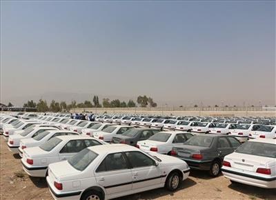 کاهش ۱/۵ میلیون تومانی قیمت خودرو در بازار