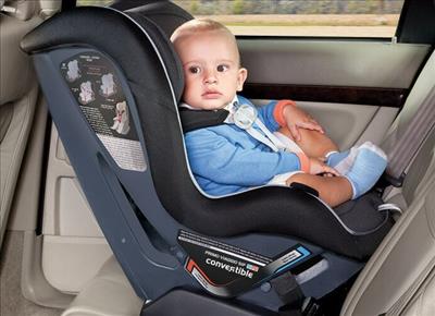 استفاده از صندلی کودک در خودرو و کلاه ایمنی برای موتورسواران اجباری شد