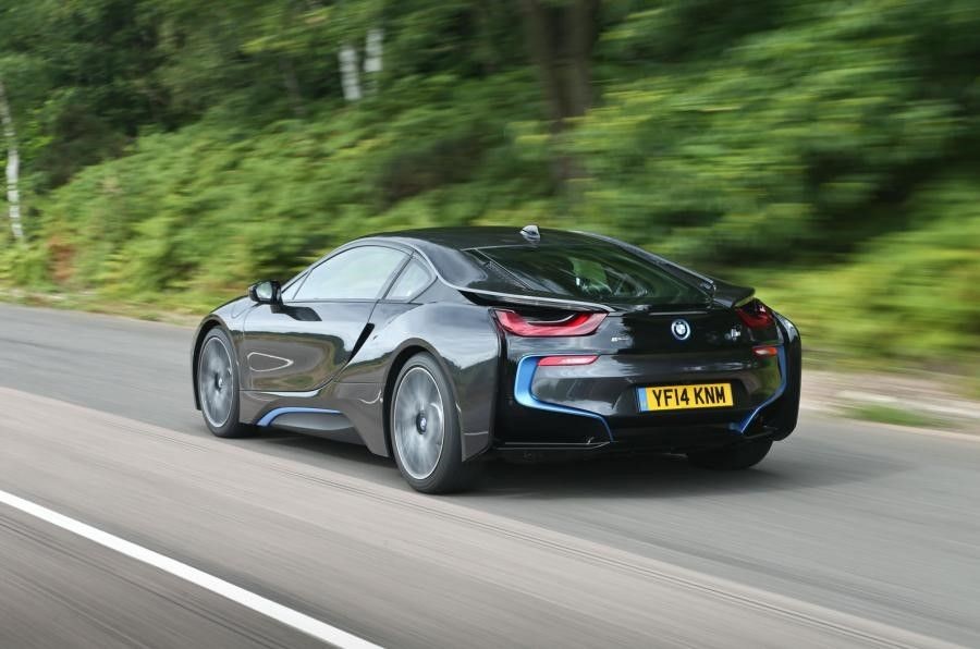 i8